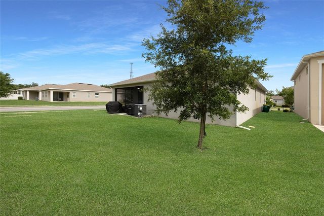 1060 RIVER OTTER WAY, Deland, FL 32720