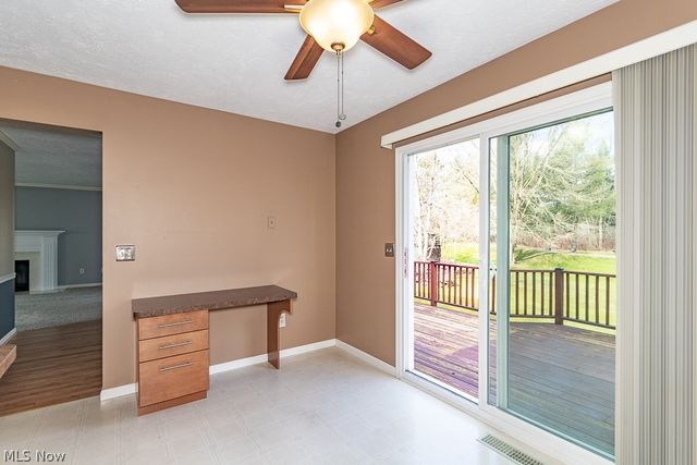 104 Woodbridge Crossing, Chardon, OH 44024