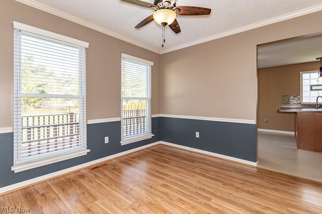 104 Woodbridge Crossing, Chardon, OH 44024