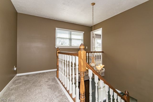 104 Woodbridge Crossing, Chardon, OH 44024