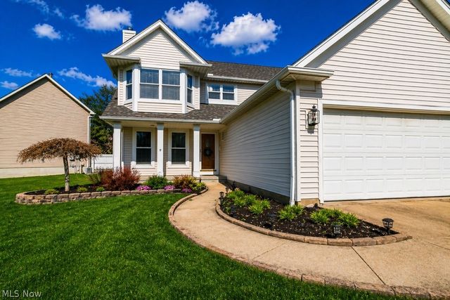 104 Woodbridge Crossing, Chardon, OH 44024