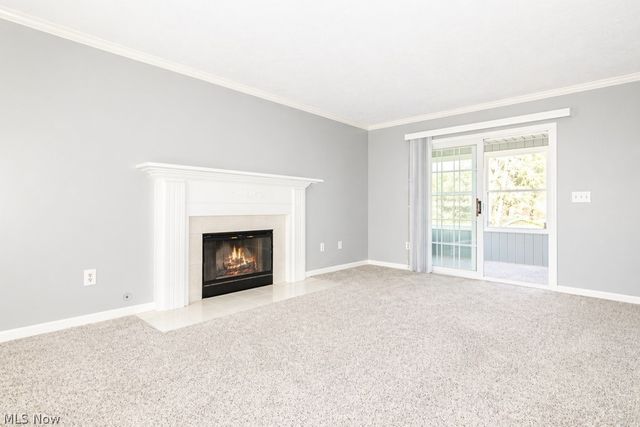 104 Woodbridge Crossing, Chardon, OH 44024
