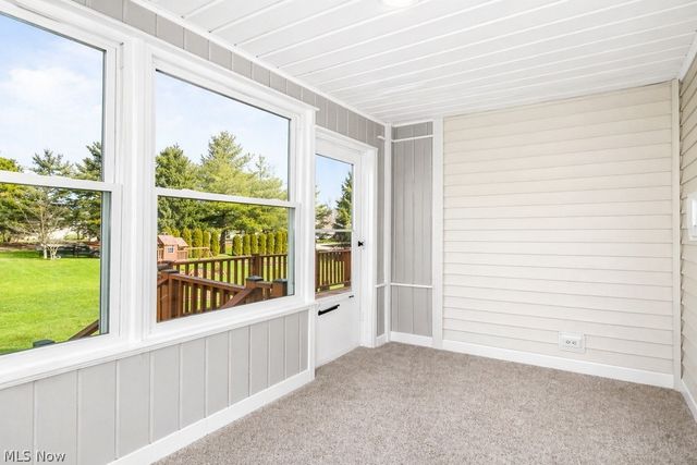 104 Woodbridge Crossing, Chardon, OH 44024