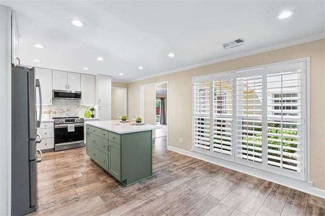 3182 Wicks Lake Drive, Marietta, GA 30062