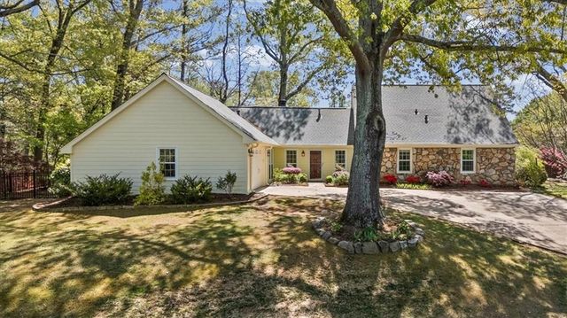 3182 Wicks Lake Drive, Marietta, GA 30062