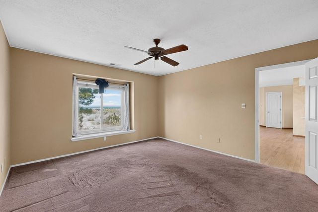 6 El Cerro Mission Place, Los Lunas, NM 87031