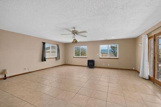 6 El Cerro Mission Place, Los Lunas, NM 87031