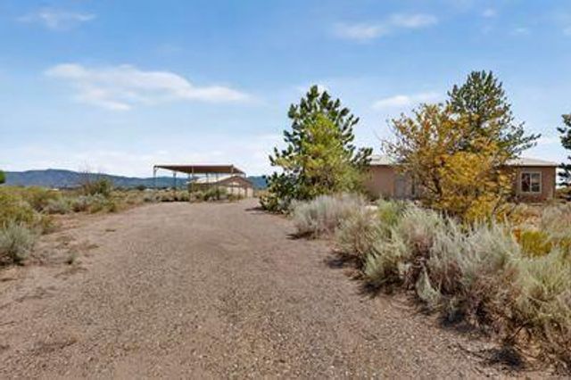 6 El Cerro Mission Place, Los Lunas, NM 87031