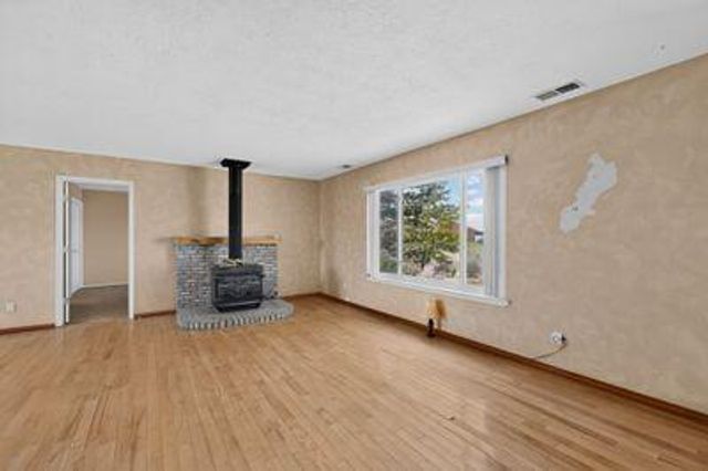 6 El Cerro Mission Place, Los Lunas, NM 87031