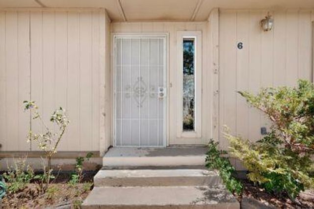 6 El Cerro Mission Place, Los Lunas, NM 87031