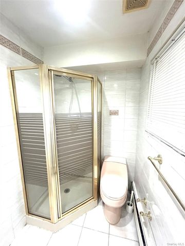 76-36 265th Street, New Hyde Park, NY 11040