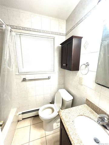 76-36 265th Street, New Hyde Park, NY 11040