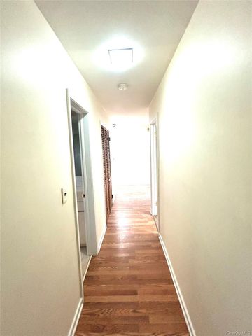 76-36 265th Street, New Hyde Park, NY 11040