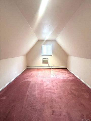 76-36 265th Street, New Hyde Park, NY 11040