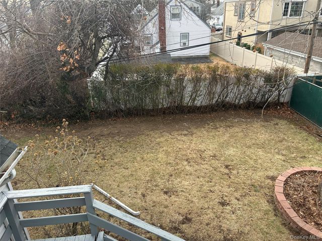 76-36 265th Street, New Hyde Park, NY 11040