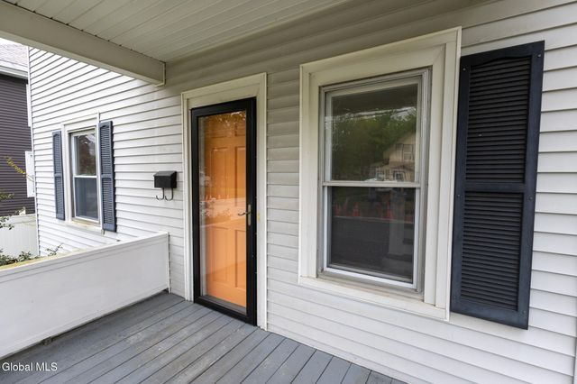 14 5th Street, Glens Falls, NY 12801