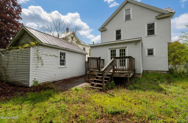 14 5th Street, Glens Falls, NY 12801