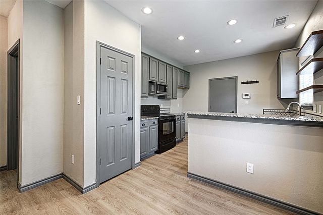 4805 Hunters Ridge Drive, Sachse, TX 75048