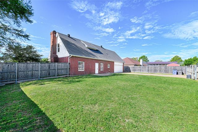 4805 Hunters Ridge Drive, Sachse, TX 75048