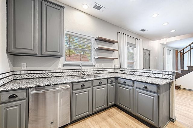 4805 Hunters Ridge Drive, Sachse, TX 75048