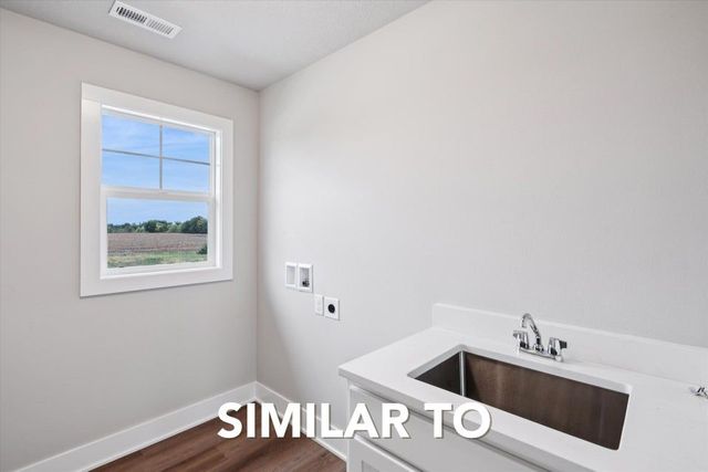 4609 Everest Avenue, Ames, IA 50014