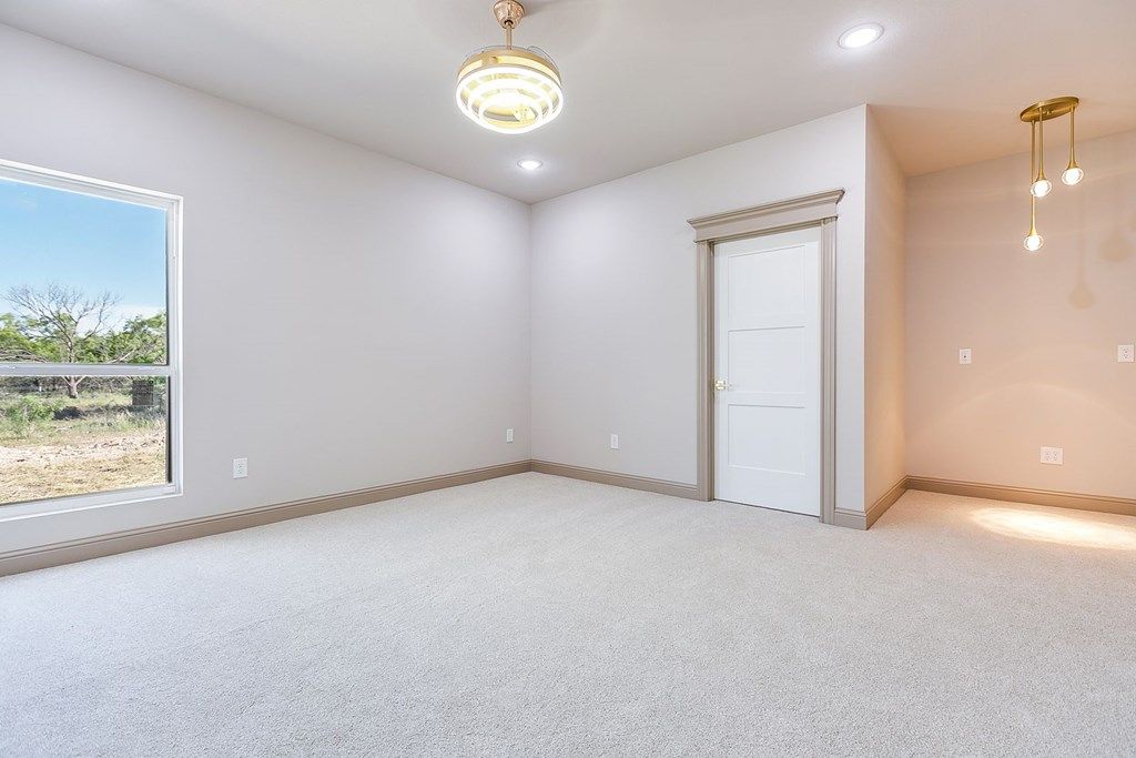 Image 31 of property listing at 5202 Riviera Lane, San Angelo, TX 76904