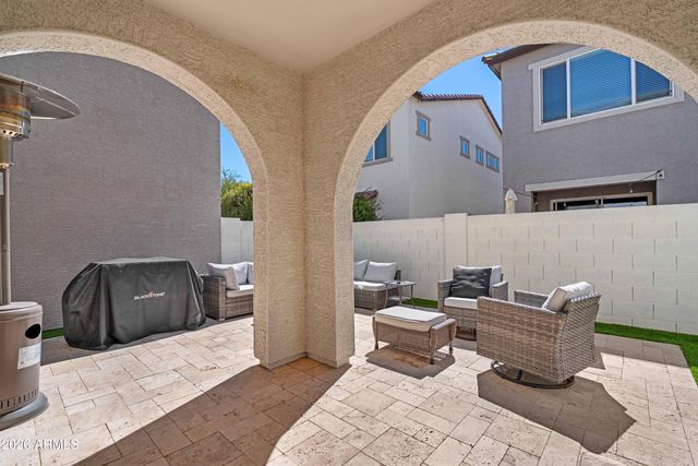 3717 E CHEERY LYNN Road, Phoenix, AZ 85018