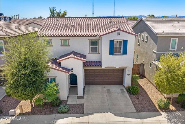 3717 E CHEERY LYNN Road, Phoenix, AZ 85018
