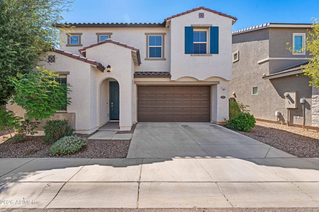 3717 E CHEERY LYNN Road, Phoenix, AZ 85018