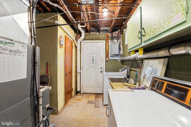 400 RITTENHOUSE CIR, Havertown, PA 19083