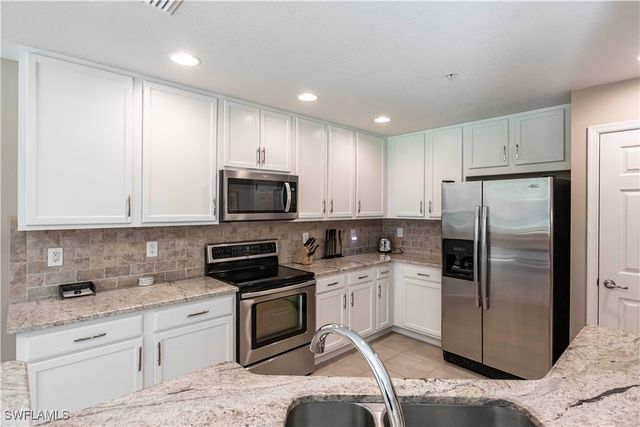 9508 Ironstone TER 2-102, Naples, FL 34120