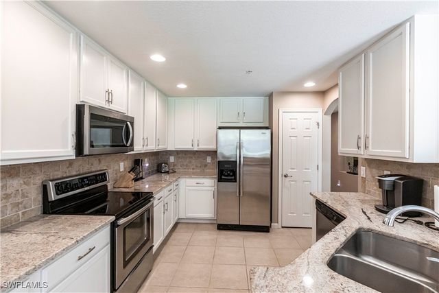 9508 Ironstone TER 2-102, Naples, FL 34120