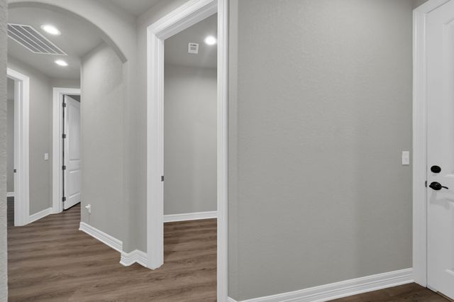 2172 Greentree Drive Drive, Huntsville, TX 77340