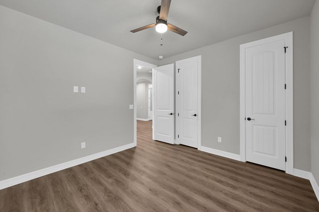 2172 Greentree Drive Drive, Huntsville, TX 77340