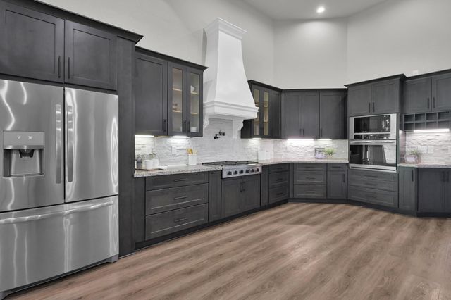2172 Greentree Drive Drive, Huntsville, TX 77340