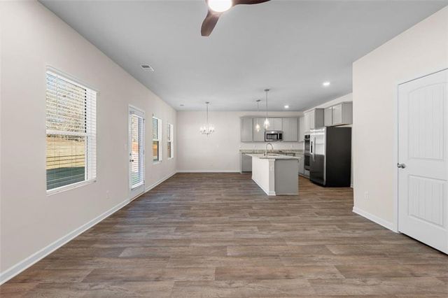 370 Granary Walk, Covington, GA 30014