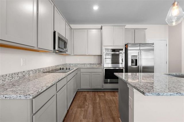 370 Granary Walk, Covington, GA 30014