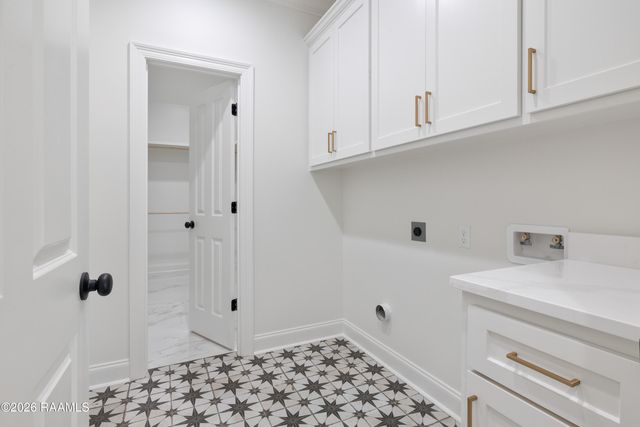 103 Fountain Meadow Drive, Broussard, LA 70518