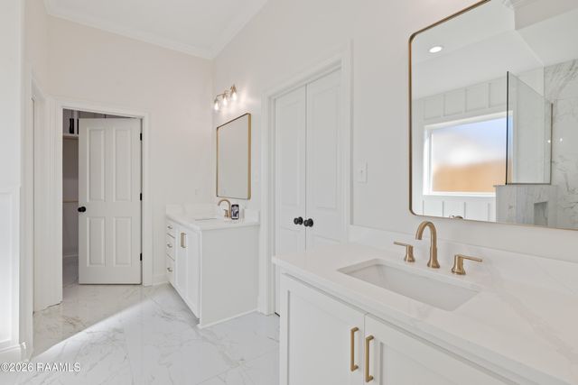 103 Fountain Meadow Drive, Broussard, LA 70518