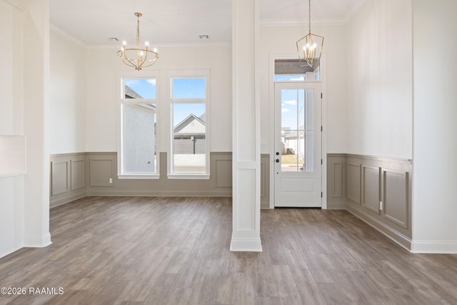 103 Fountain Meadow Drive, Broussard, LA 70518