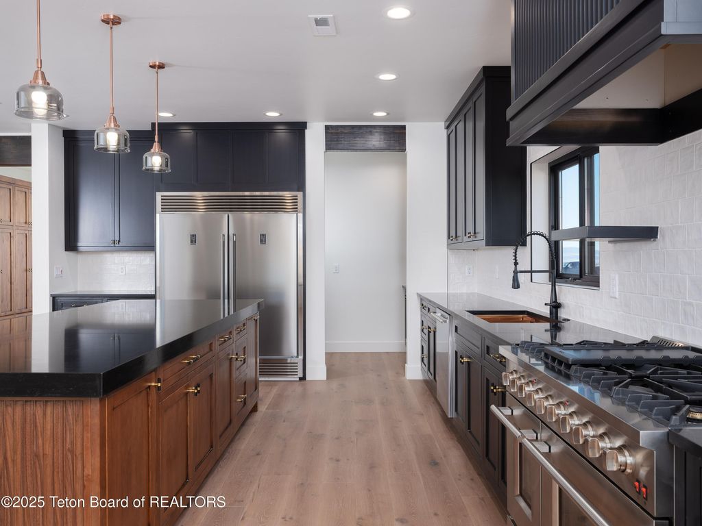 1601 JACKRABBIT Lane, Driggs, ID 83422 photo 9