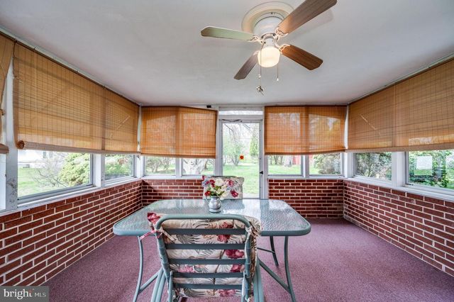 125 E 1ST AVE, Trappe, PA 19426