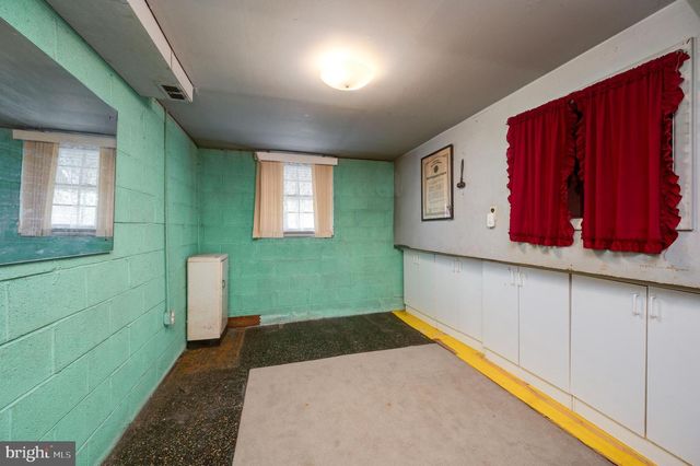 125 E 1ST AVE, Trappe, PA 19426