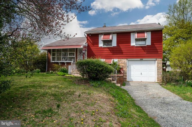 125 E 1ST AVE, Trappe, PA 19426