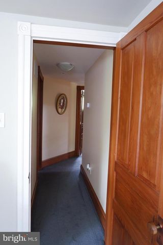 318 N GALEN HALL RD, Wernersville, PA 19565
