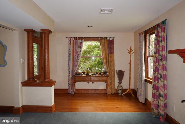 318 N GALEN HALL RD, Wernersville, PA 19565
