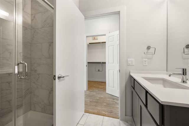 801 N Bluff DR 37, Austin, TX 78745