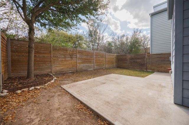801 N Bluff DR 37, Austin, TX 78745