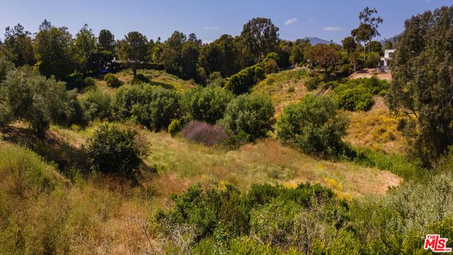 6825 Fernhill Drive, Malibu, CA 90265