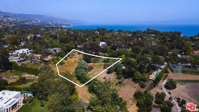 6825 Fernhill Drive, Malibu, CA 90265